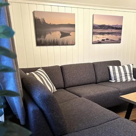 Urban 3-bedroom In - Cetus *